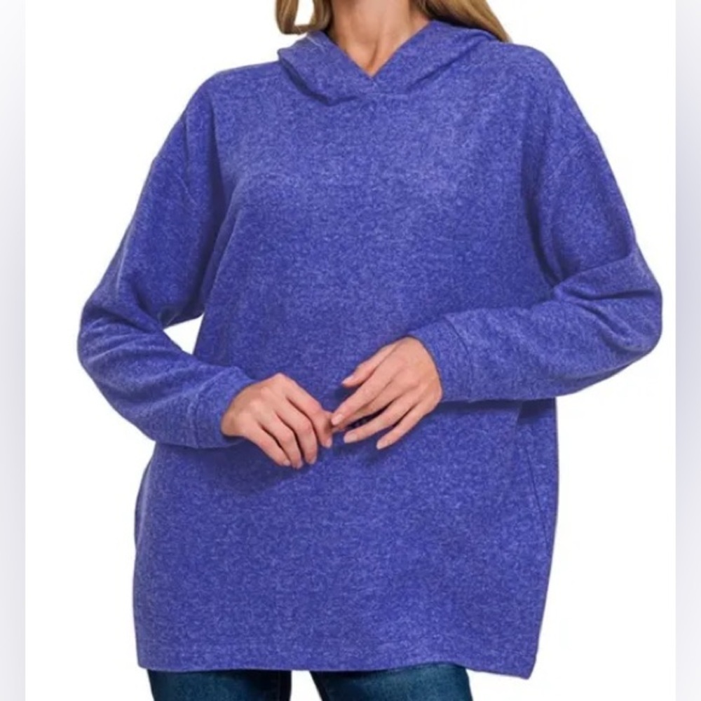 NWOT Zenana women's oversized hoodie size small/medium in bright blue